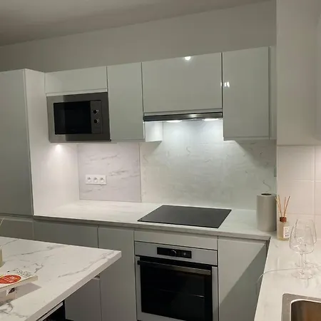 Superbe Chic Et Calme Apartment Clamart
